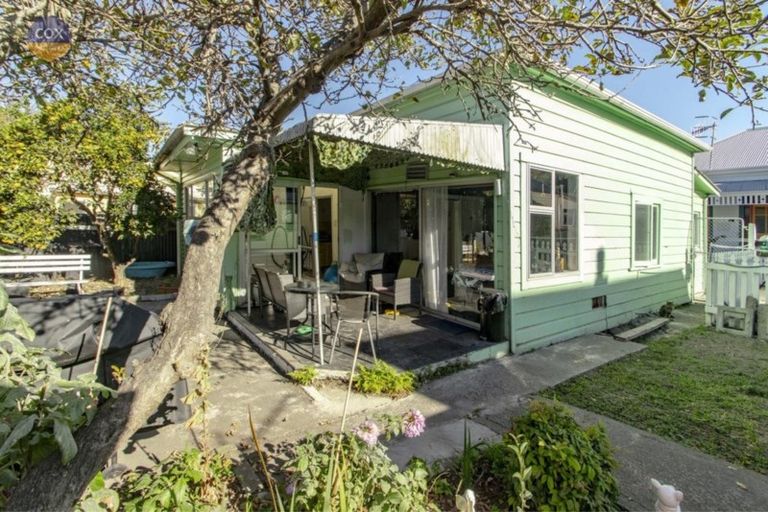 Photo of property in 155 Carlyle Street, Napier South, Napier, 4110