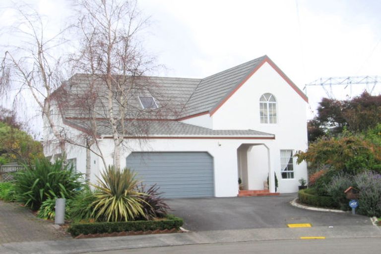 Photo of property in 14 Hurworth Grove, Waikanae, 5036
