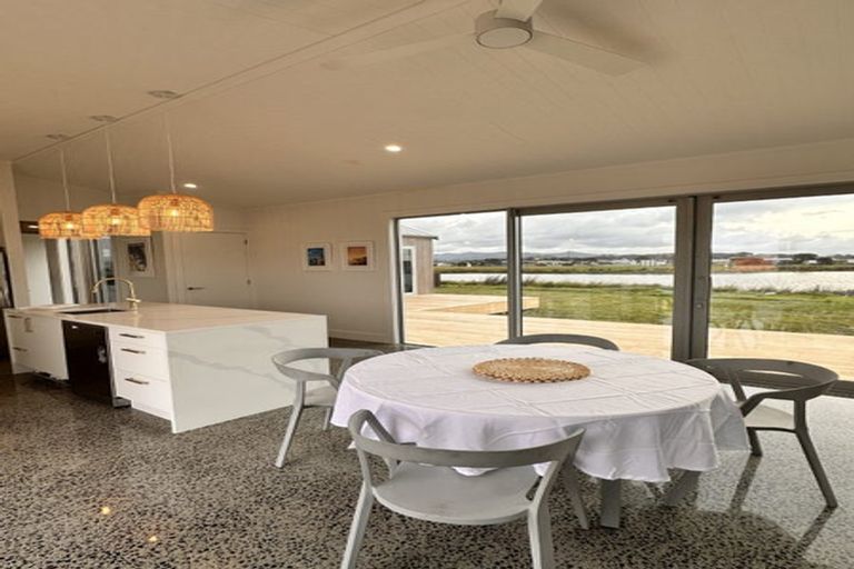 Photo of property in 218 Hamiora Street, Matarangi, 3592