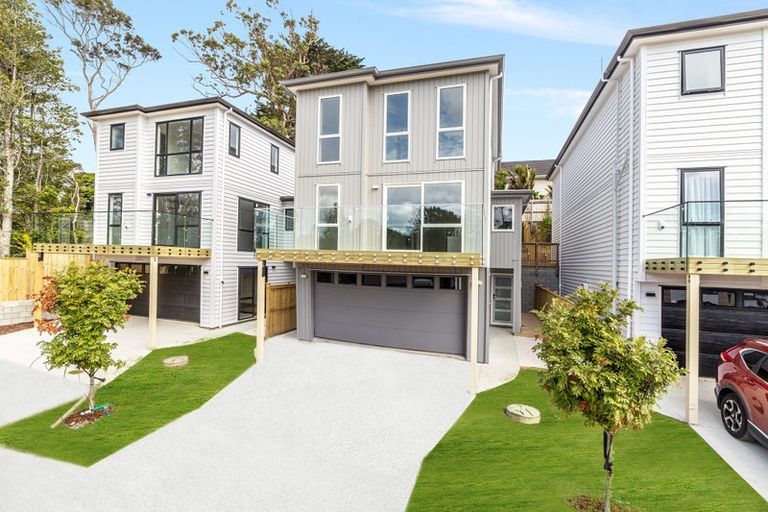 Photo of property in 22 Maika Lane, Birkenhead, Auckland, 0626