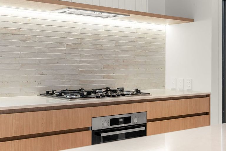 Photo of property in 33 Kauri Point Drive, Rototuna North, Hamilton, 3210