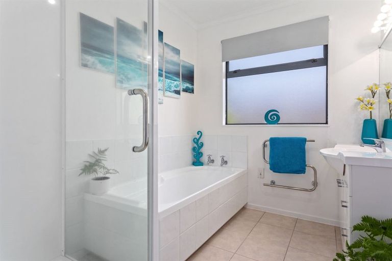 Photo of property in 53 Pohutukawa Avenue, Ohope, 3121