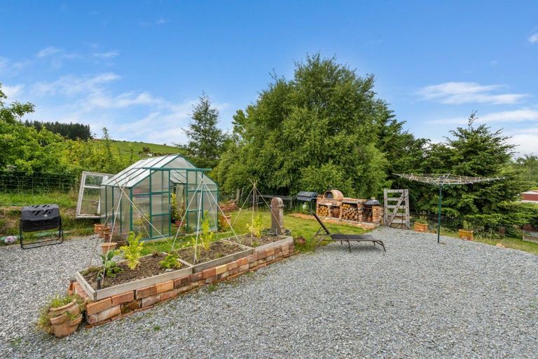 Photo of property in 26 Irvine Street, Lawrence, 9532