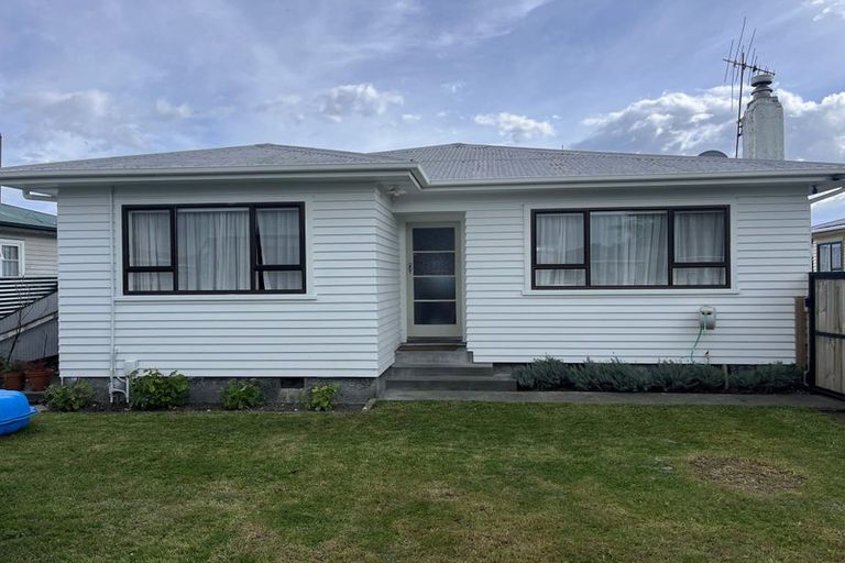 Photo of property in 14 Richmond Street, Maraenui, Napier, 4110