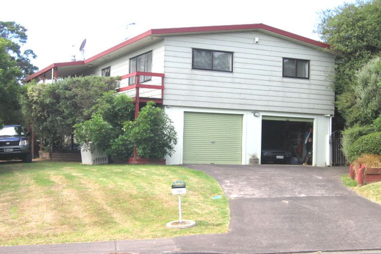 Photo of property in 30 Randal Place, Bayview, Auckland, 0629