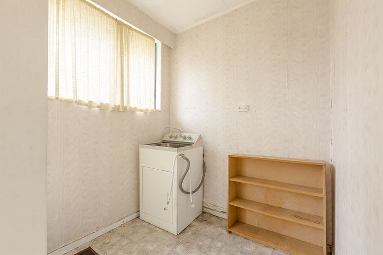 Photo of property in 8 Dove Place, Westbrook, Palmerston North, 4412