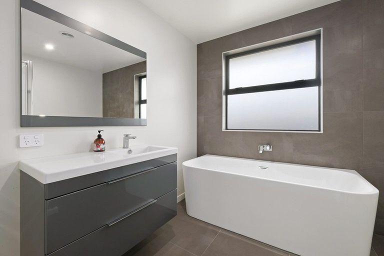 Photo of property in 16 Pegasus Court, Mount Pisa, Cromwell, 9383