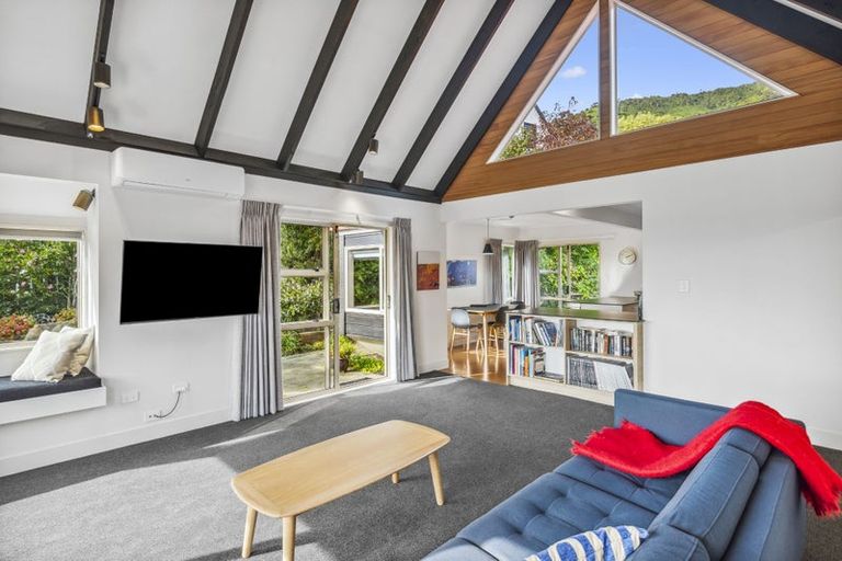 Photo of property in 75 Huia Street, Waikanae, 5036