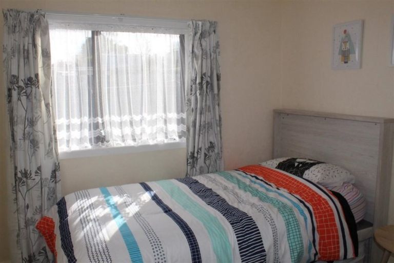 Photo of property in 105 Rangatira Drive, Mangakino, 3421