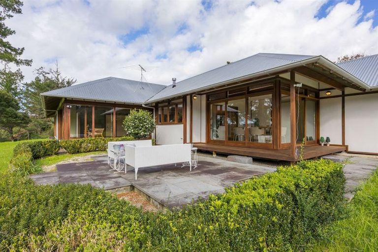 Photo of property in 106 Vaughans Road, Long Bay, Albany, 0792