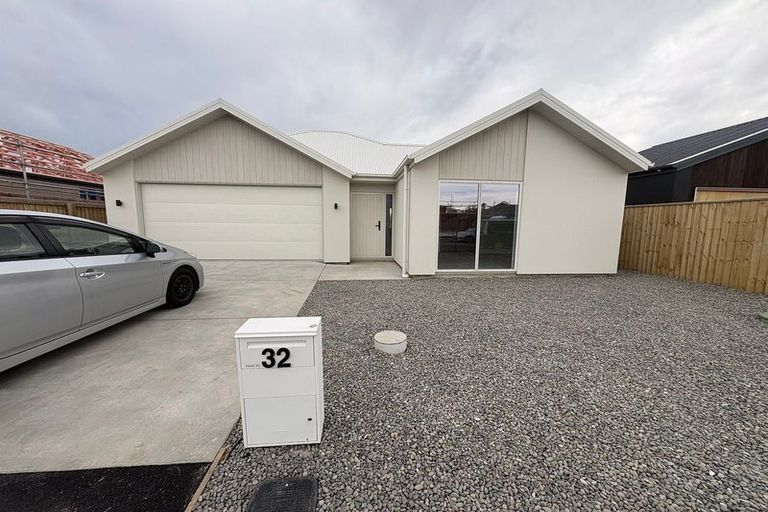 Photo of property in 32 River Stone Drive, Halswell, Christchurch, 8025