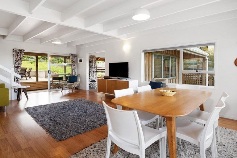 Photo of property in 5 Clinton Road, Tawharanui Peninsula, Warkworth, 0986