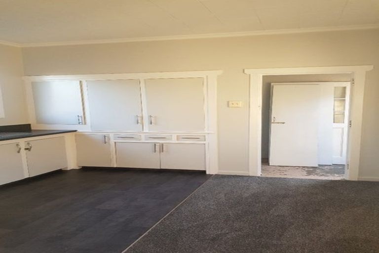 Photo of property in 74 Stobo Street, Grasmere, Invercargill, 9810