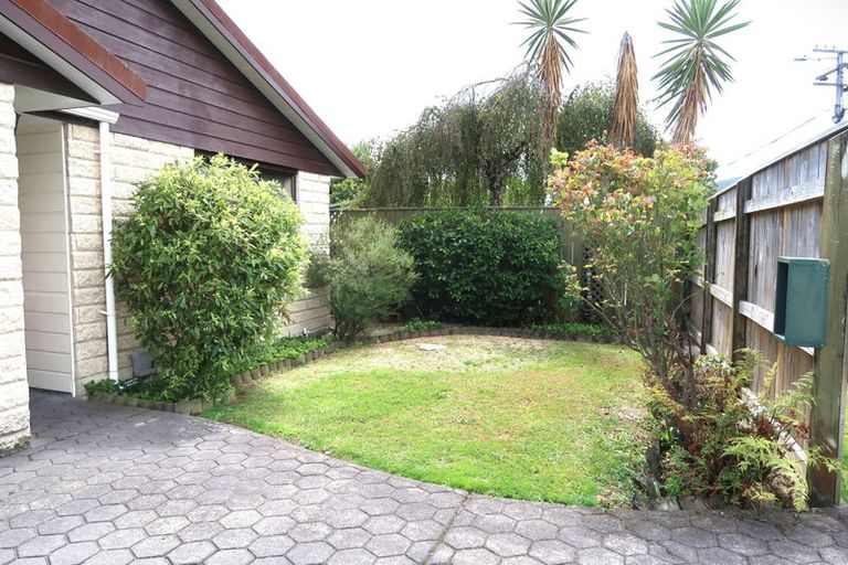 Photo of property in 5a Waimarie Avenue, Paraparaumu, 5032