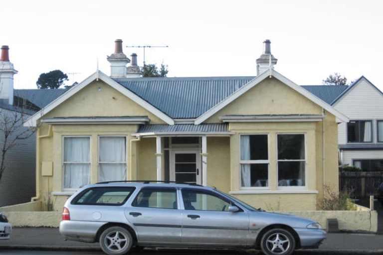 Photo of property in 824 Cumberland Street, North Dunedin, Dunedin, 9016