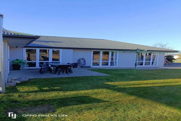 Photo of property in 15 Cross Street, Coalgate, 7673