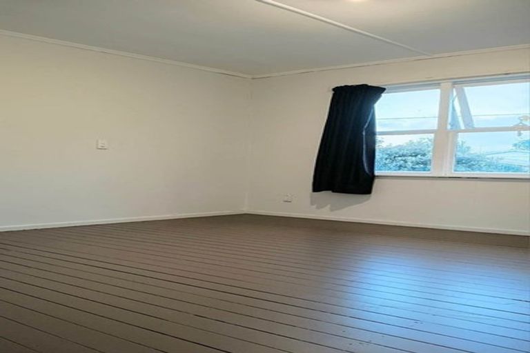 Photo of property in 57 Kayes Road, Pukekohe, 2120