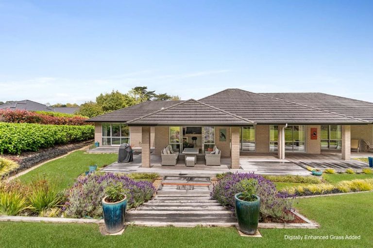 Photo of property in 2g Country Club Lane, Waiuku, 2123