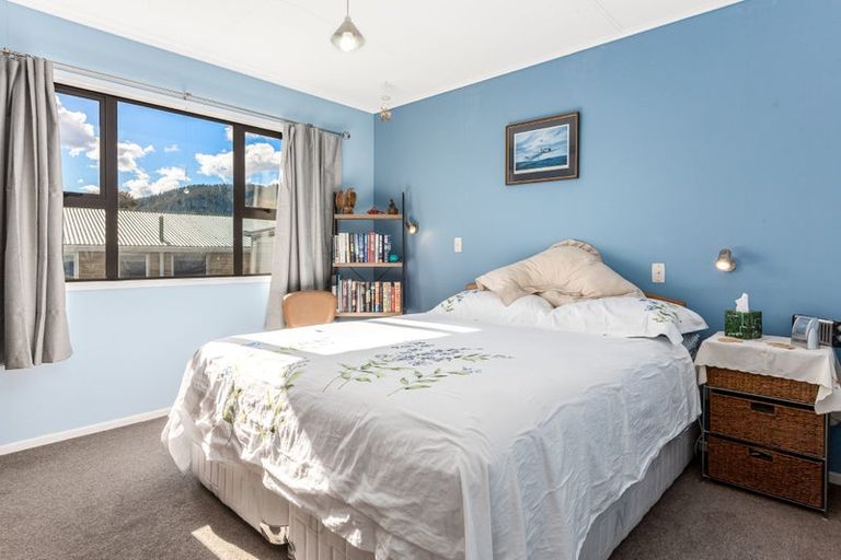 Photo of property in 21 Bonnie Glen Crescent, Ebdentown, Upper Hutt, 5018