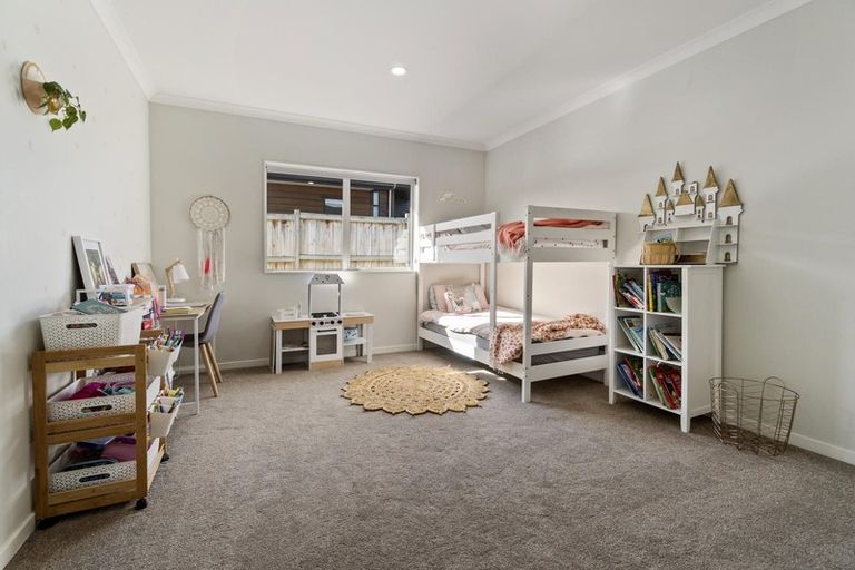 Photo of property in 13 Will Street, Huapai, Kumeu, 0810