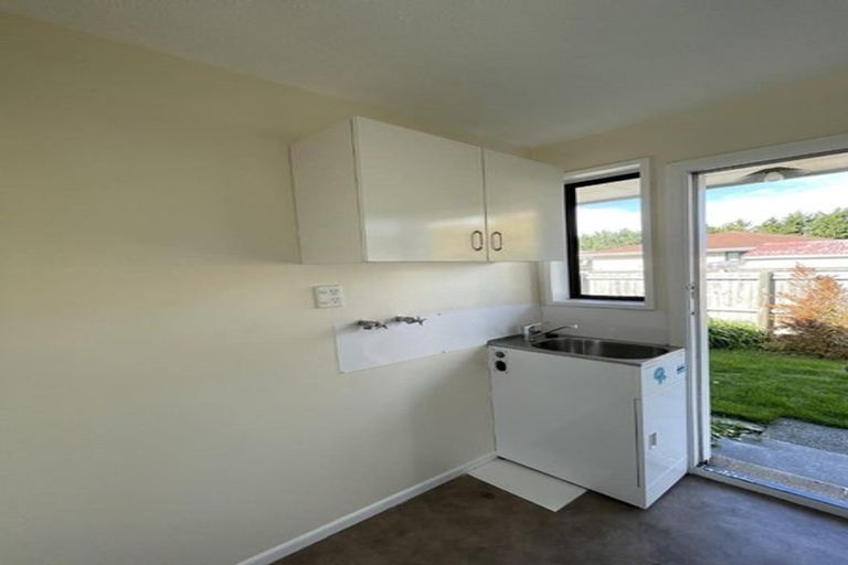 Photo of property in 1/8 Steadman Road, Broomfield, Christchurch, 8042