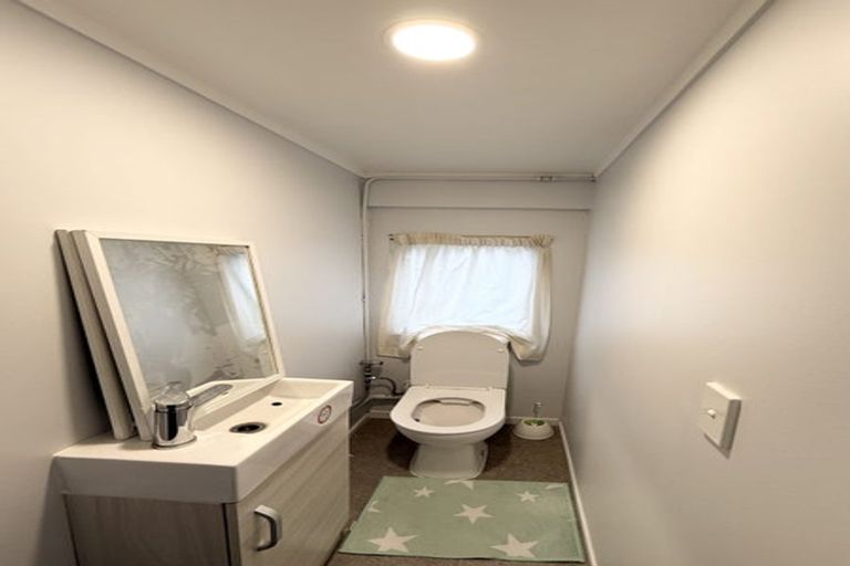 Photo of property in 1/16 Quebec Road, Milford, Auckland, 0620