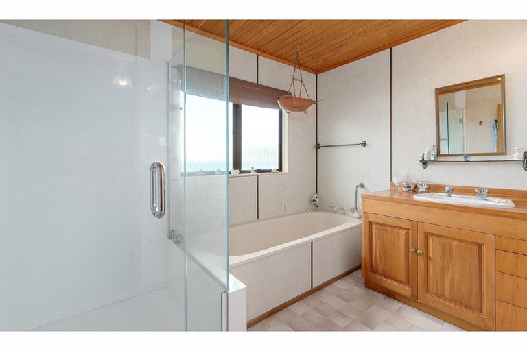 Photo of property in 52 Fidelis Avenue, Snells Beach, 0920