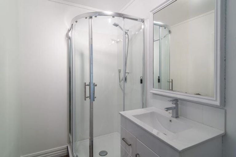 Photo of property in 1/219 The Terrace, Wellington Central, Wellington, 6011