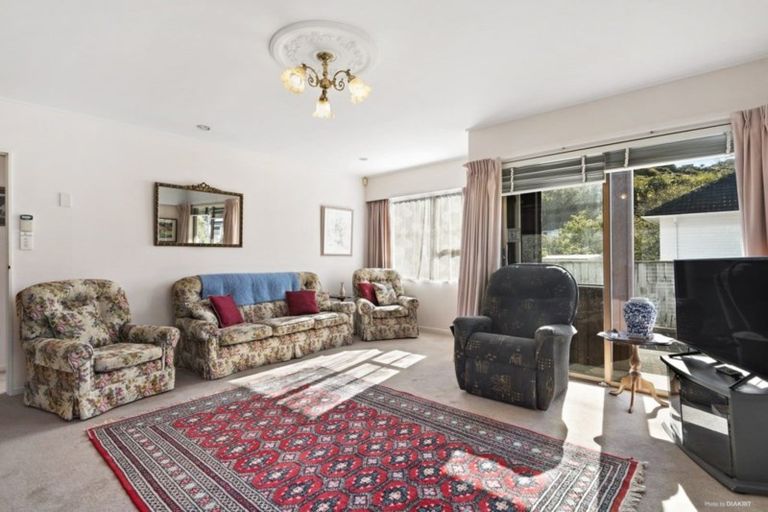 Photo of property in 1/11 Eagle Street, Karori, Wellington, 6012