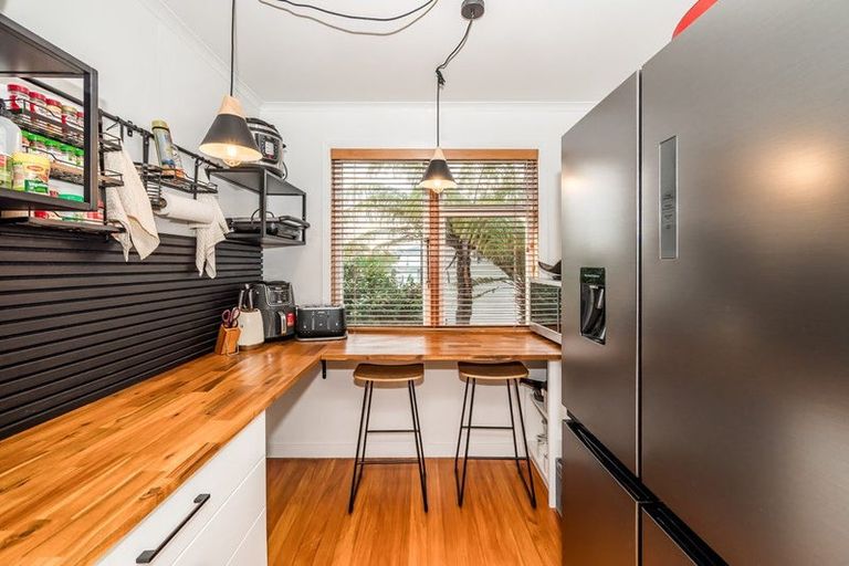 Photo of property in 30 Parakai Street, Paraparaumu, 5032