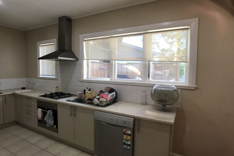 Photo of property in 379a West Coast Road, Glen Eden, Auckland, 0602