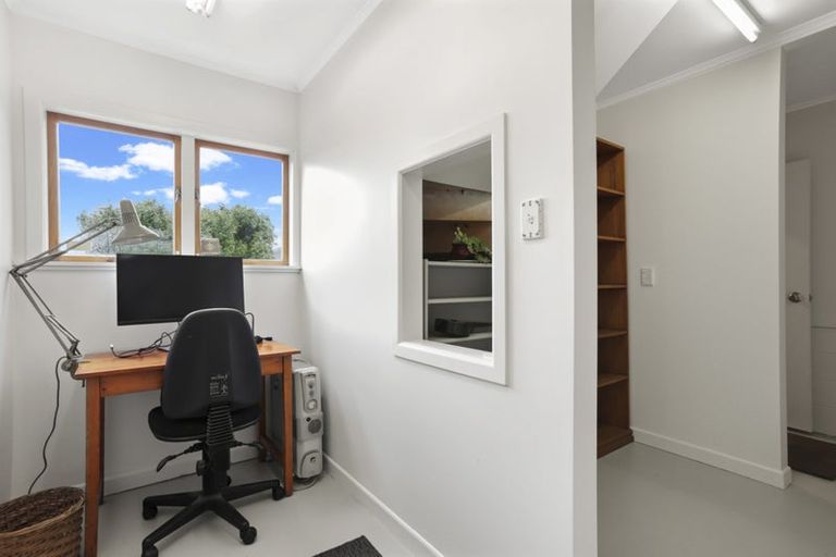 Photo of property in 235a Titirangi Road, Titirangi, Auckland, 0604