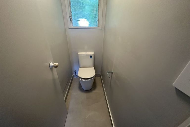 Photo of property in 57 Waitaki Street, Henderson, Auckland, 0612