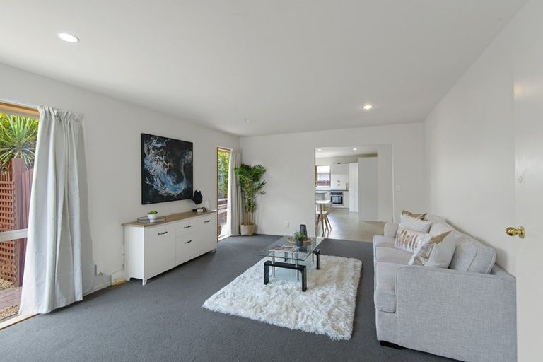 Photo of property in 28 Allard Street, Edgeware, Christchurch, 8013