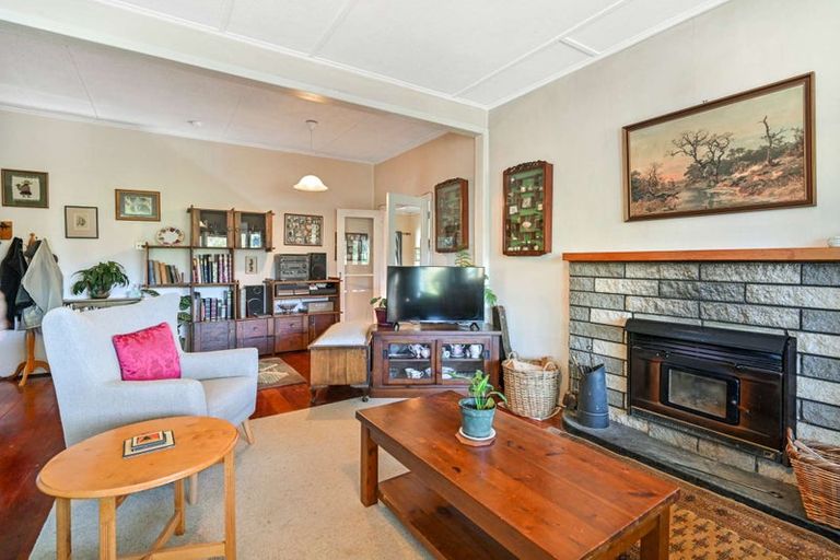 Photo of property in 83 Abbotsford Road, Waipawa, 4210