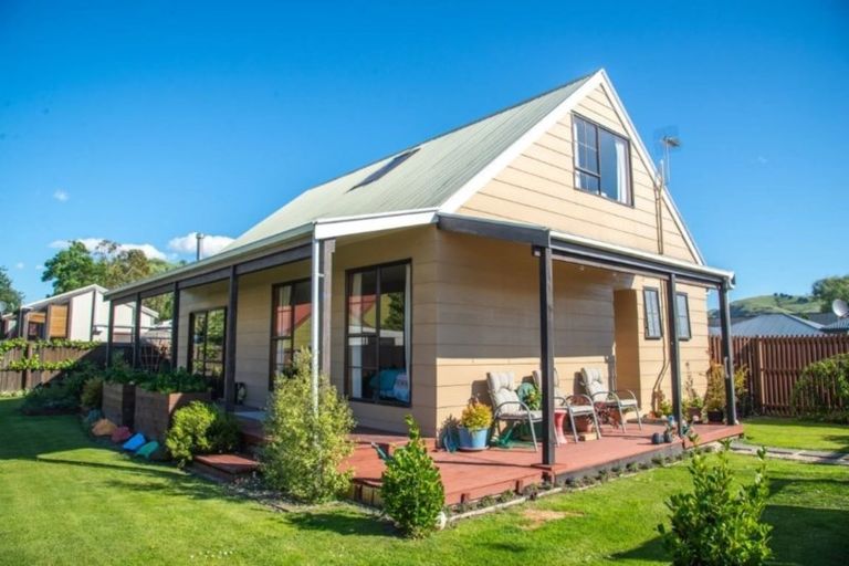 Photo of property in 10 Saint Lukes Street, Woolston, Christchurch, 8062