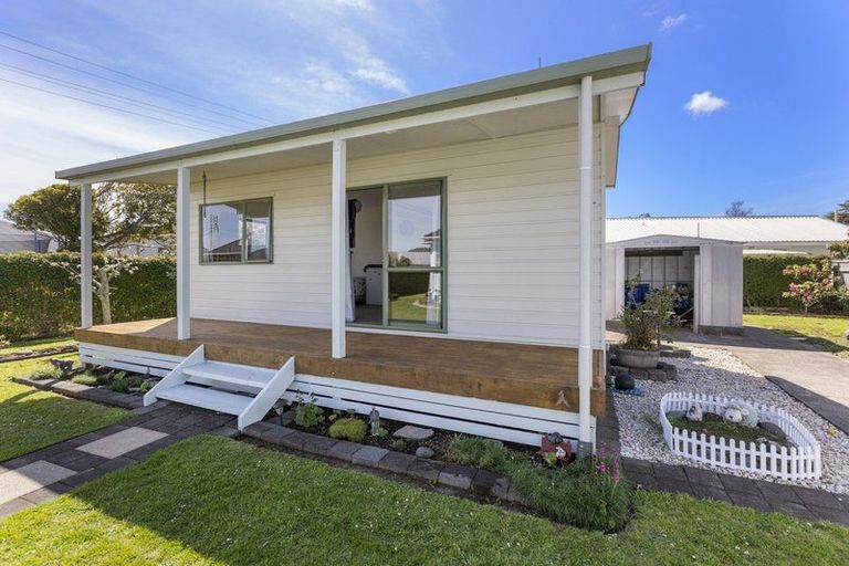 Photo of property in 8 Raleigh Street, Vogeltown, New Plymouth, 4310