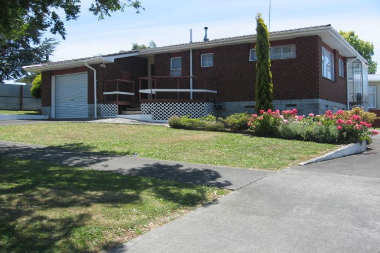 Photo of property in 25 Haggitt Street, Feilding, 4702