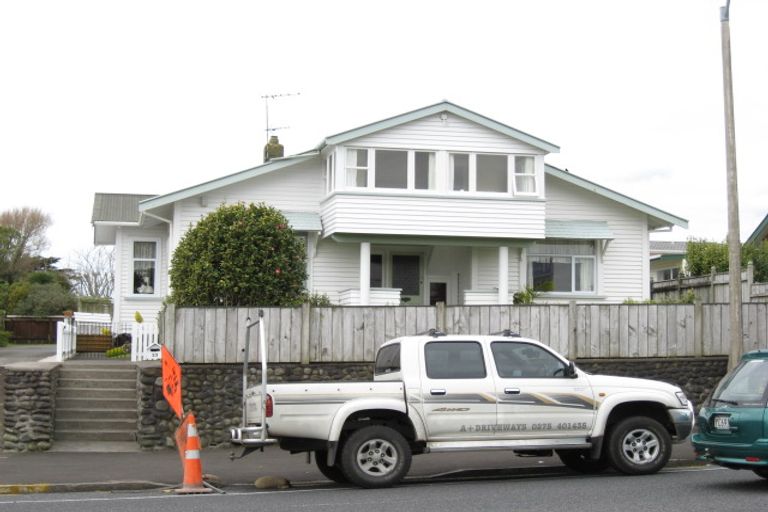 Photo of property in 23b Mangorei Road, Strandon, New Plymouth, 4312