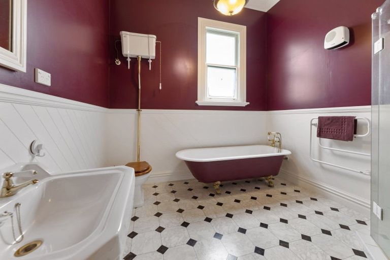 Photo of property in 20 Mill Street, Sawyers Bay, Port Chalmers, 9023