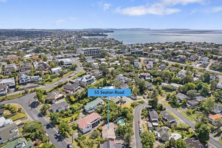 Photo of property in 55 Seaton Road, Murrays Bay, Auckland, 0630