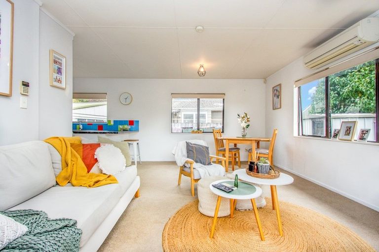 Photo of property in 2 Corinth Place, Sunnybrook, Rotorua, 3015