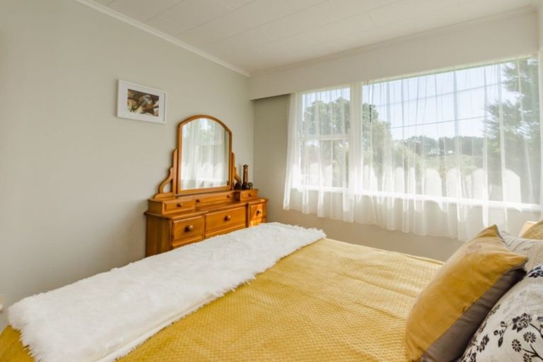 Photo of property in 159 Te Moana Road, Waikanae, 5036