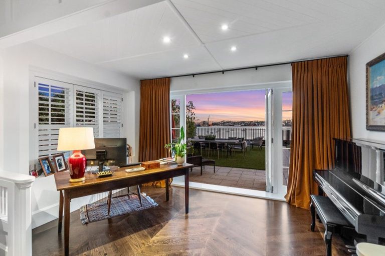 Photo of property in 11 Stanley Point Road, Stanley Point, Auckland, 0624