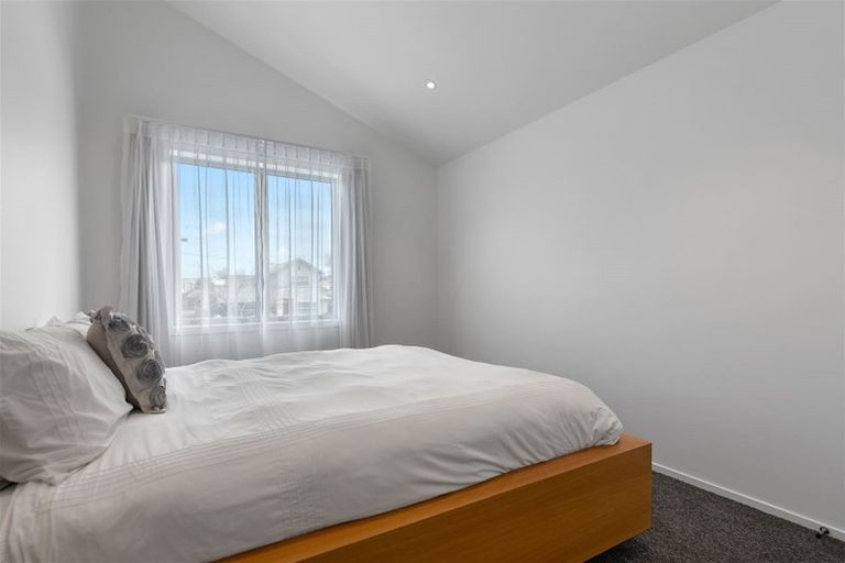 Photo of property in 2/58 Herbert Road, Queenwood, Hamilton, 3210