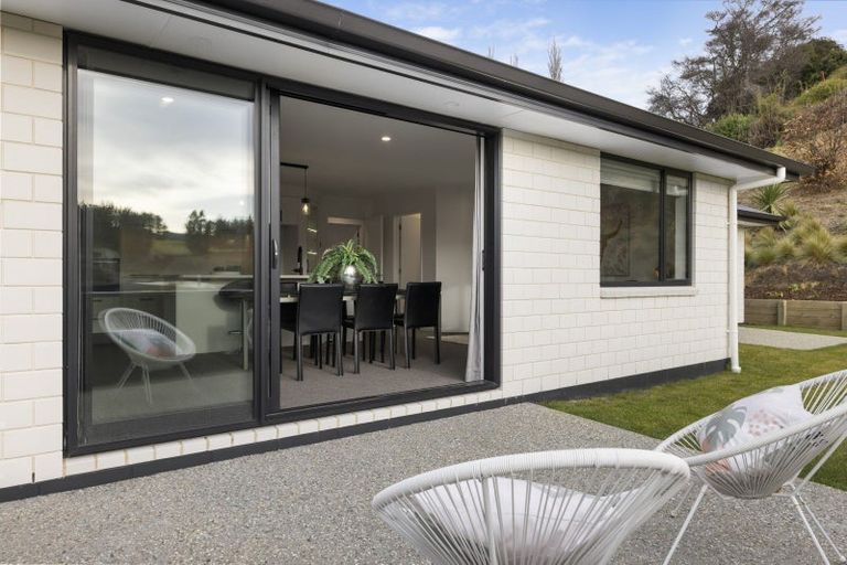 Photo of property in 11 Rose Drive, Concord, Dunedin, 9018