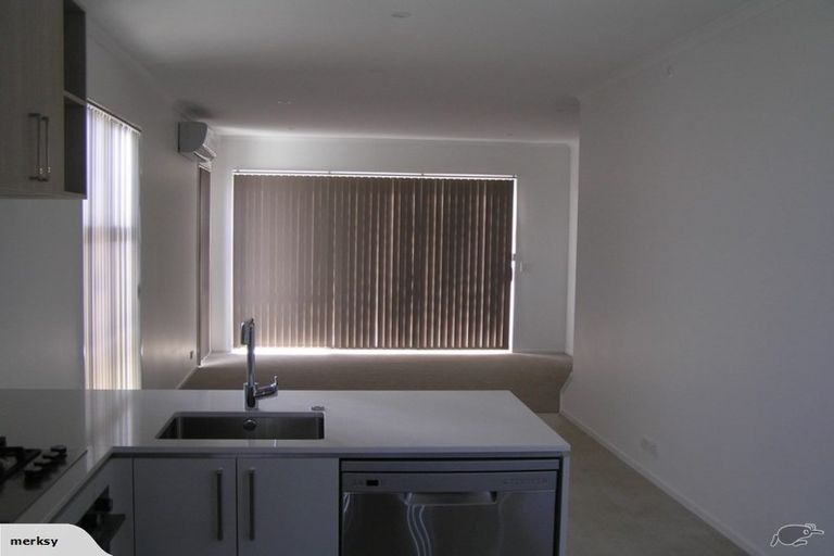 Photo of property in 39 Whenuapai Drive, Whenuapai, Auckland, 0618