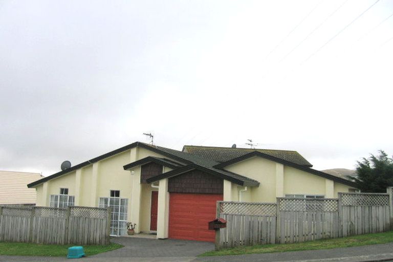 Photo of property in 20 Kentwood Drive, Woodridge, Wellington, 6037