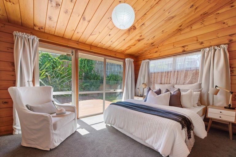 Photo of property in 14 Petrie Street, Pomare, Rotorua, 3015