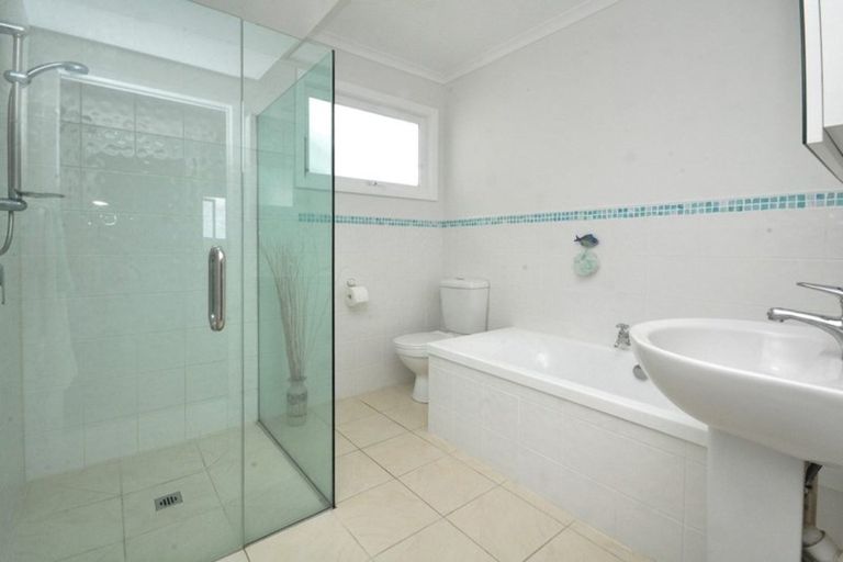 Photo of property in 271 Ararimu Valley Road, Helensville, Waimauku, 0882